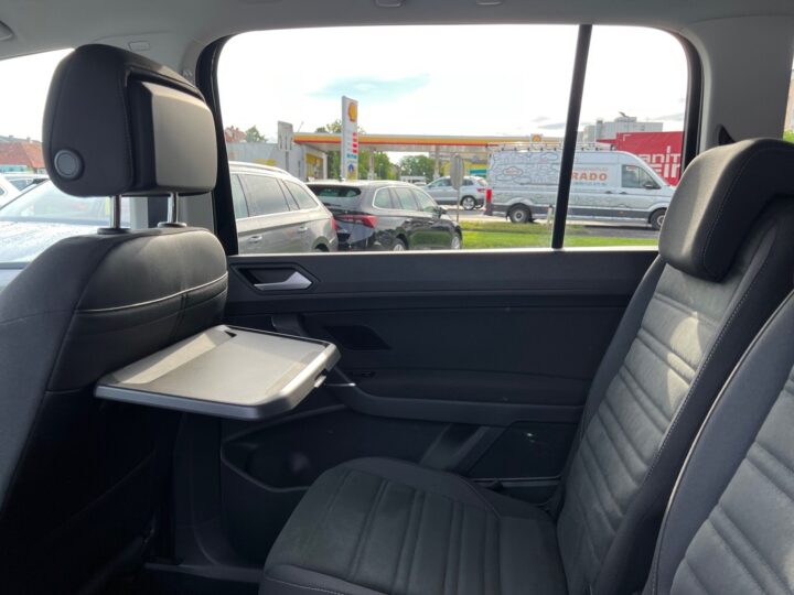 Abbildung Fahrzeugdetailansicht Volkswagen Touran - Nr. 47