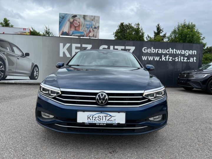 Abbildung Fahrzeugdetailansicht Volkswagen Passat Variant - Nr. 7