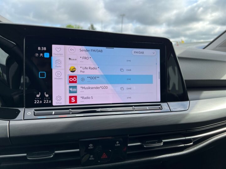 Abbildung Fahrzeugdetailansicht Volkswagen Golf Variant - Nr. 19