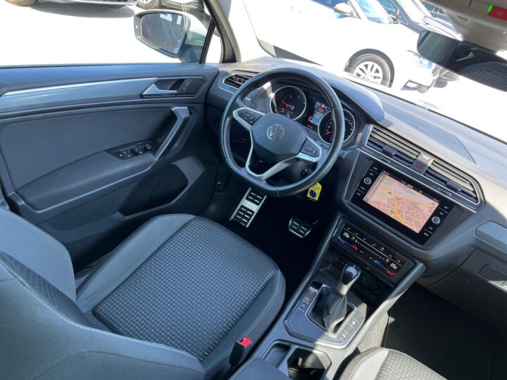 Abbildung Fahrzeugdetailansicht Volkswagen Tiguan - Nr. 10