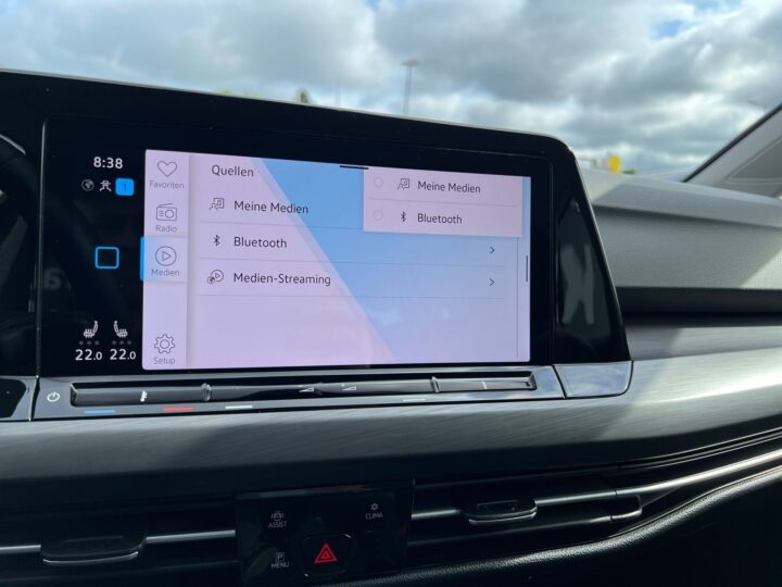 Abbildung Fahrzeugdetailansicht Volkswagen Golf Variant - Nr. 20
