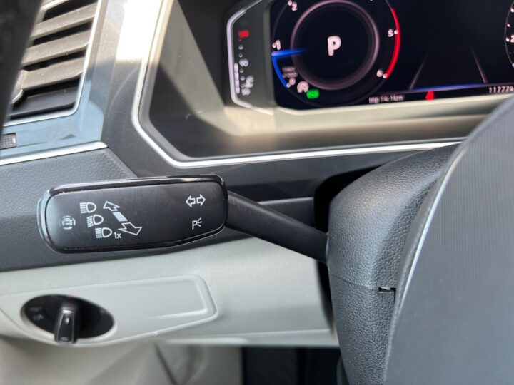 Abbildung Fahrzeugdetailansicht Volkswagen Tiguan - Nr. 45