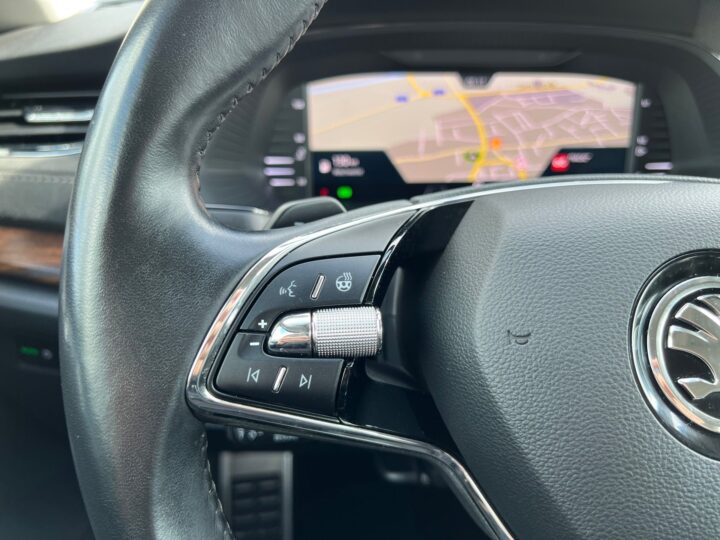 Abbildung Fahrzeugdetailansicht Skoda Octavia - Nr. 44