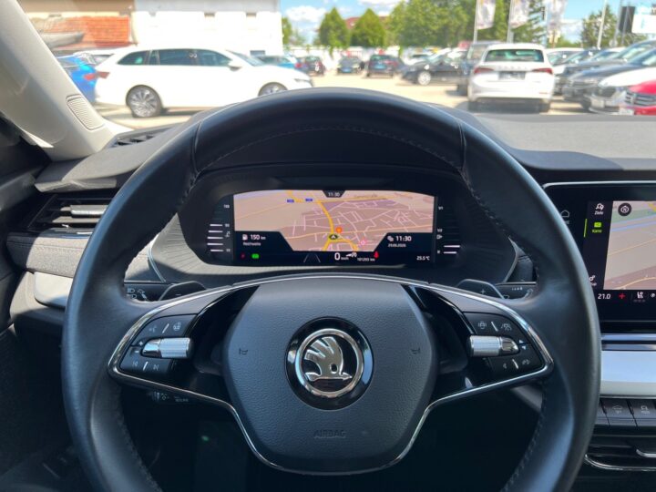 Abbildung Fahrzeugdetailansicht Skoda Octavia - Nr. 15