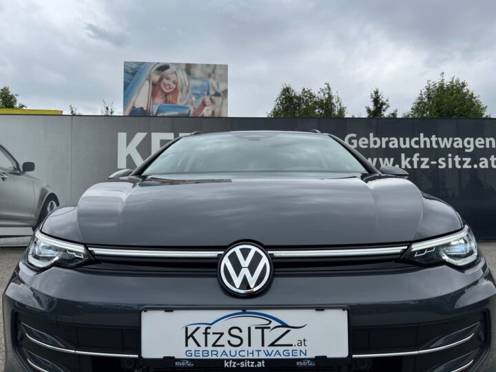 Abbildung Fahrzeugdetailansicht Volkswagen Golf Variant - Nr. 44