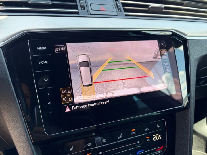 Abbildung Fahrzeugdetailansicht Volkswagen Passat Variant - Nr. 20