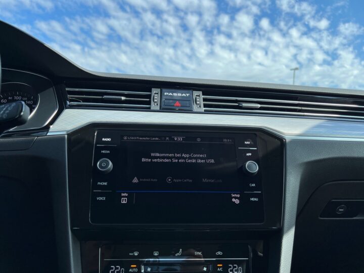 Abbildung Fahrzeugdetailansicht Volkswagen Passat Variant - Nr. 22