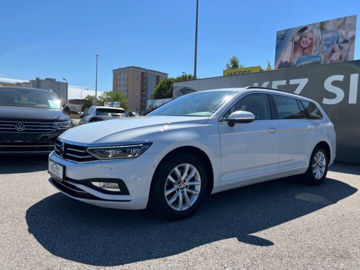 Abbildung Fahrzeugdetailansicht Volkswagen Passat Variant - Nr. 6