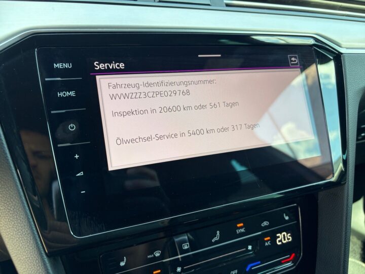 Abbildung Fahrzeugdetailansicht Volkswagen Passat Variant - Nr. 21