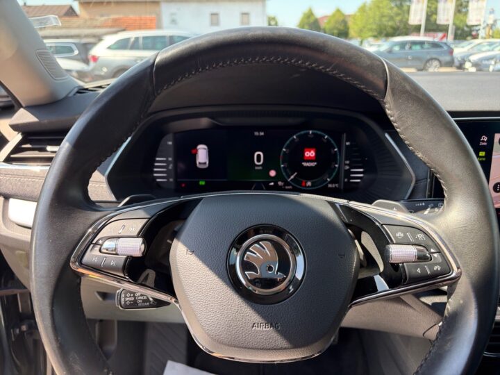 Abbildung Fahrzeugdetailansicht Skoda Octavia - Nr. 15
