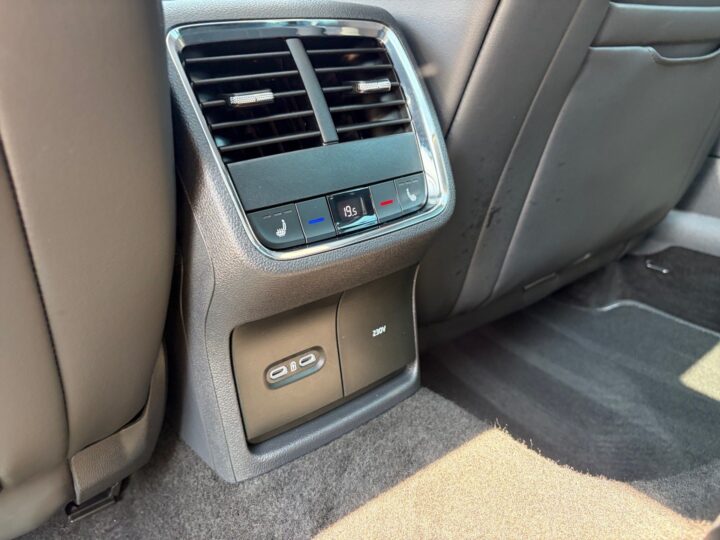 Abbildung Fahrzeugdetailansicht Skoda Octavia - Nr. 33