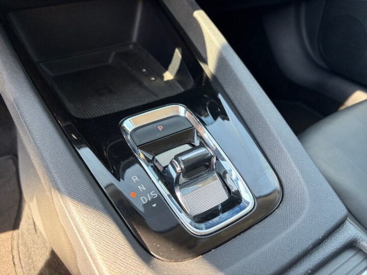 Abbildung Fahrzeugdetailansicht Skoda Octavia - Nr. 24