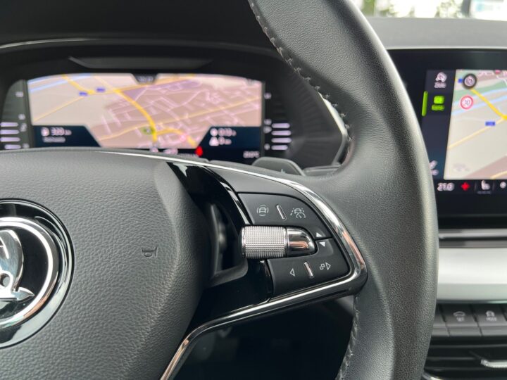 Abbildung Fahrzeugdetailansicht Skoda Octavia - Nr. 43