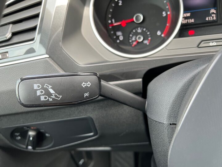 Abbildung Fahrzeugdetailansicht Volkswagen Tiguan - Nr. 41