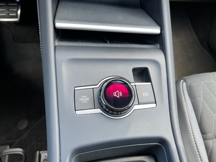 Abbildung Fahrzeugdetailansicht Volkswagen Tiguan - Nr. 45