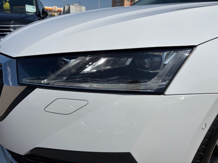 Abbildung Fahrzeugdetailansicht Skoda Octavia - Nr. 36