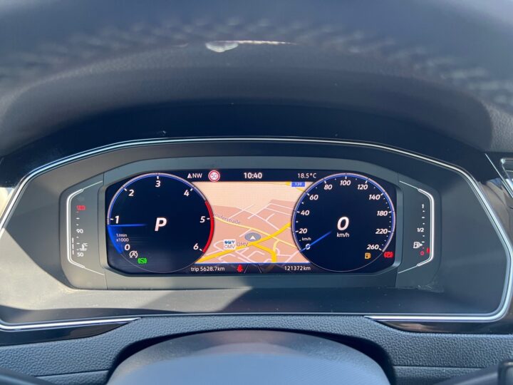 Abbildung Fahrzeugdetailansicht Volkswagen Passat Variant - Nr. 16