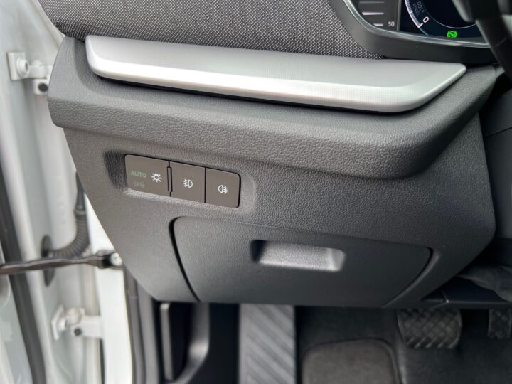 Abbildung Fahrzeugdetailansicht Skoda Octavia - Nr. 31