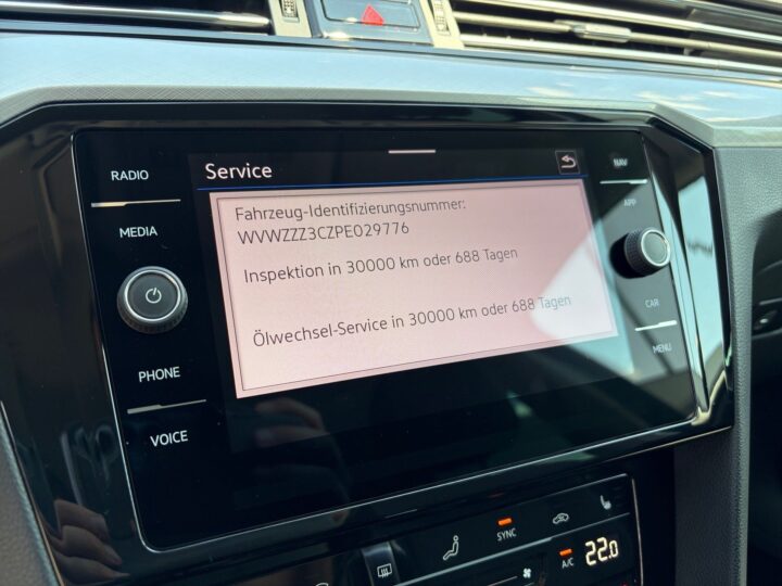 Abbildung Fahrzeugdetailansicht Volkswagen Passat Variant - Nr. 21