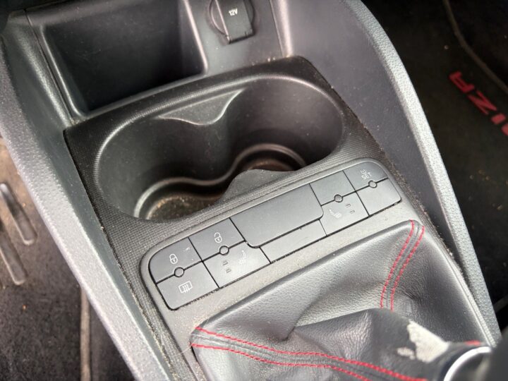 Abbildung Fahrzeugdetailansicht SEAT Ibiza - Nr. 20