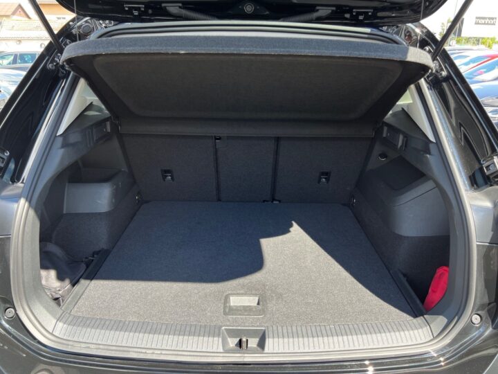 Abbildung Fahrzeugdetailansicht Volkswagen Tiguan - Nr. 14