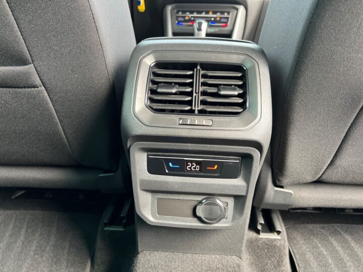 Abbildung Fahrzeugdetailansicht Volkswagen Tiguan - Nr. 32