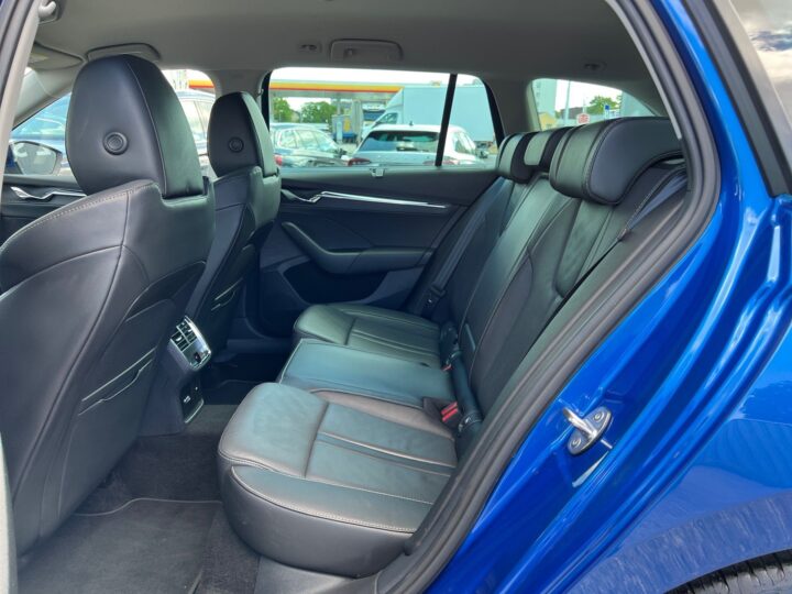 Abbildung Fahrzeugdetailansicht Skoda Octavia - Nr. 13