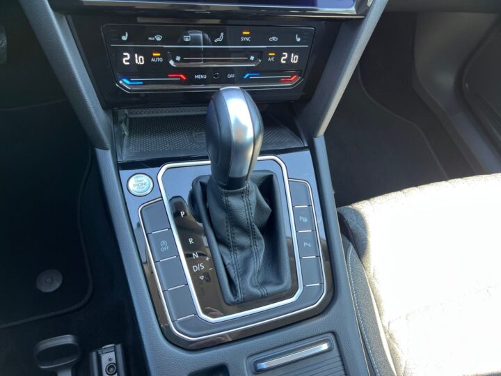 Abbildung Fahrzeugdetailansicht Volkswagen Passat Variant - Nr. 28