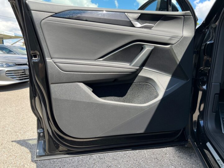 Abbildung Fahrzeugdetailansicht Volkswagen Tiguan - Nr. 30