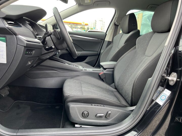 Abbildung Fahrzeugdetailansicht Skoda Octavia - Nr. 12