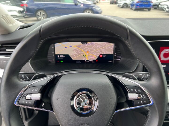Abbildung Fahrzeugdetailansicht Skoda Octavia - Nr. 15