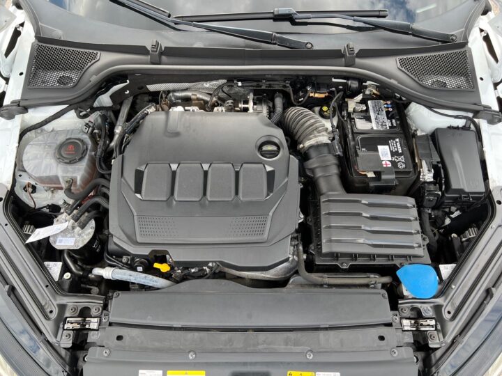 Abbildung Fahrzeugdetailansicht Skoda Octavia - Nr. 38