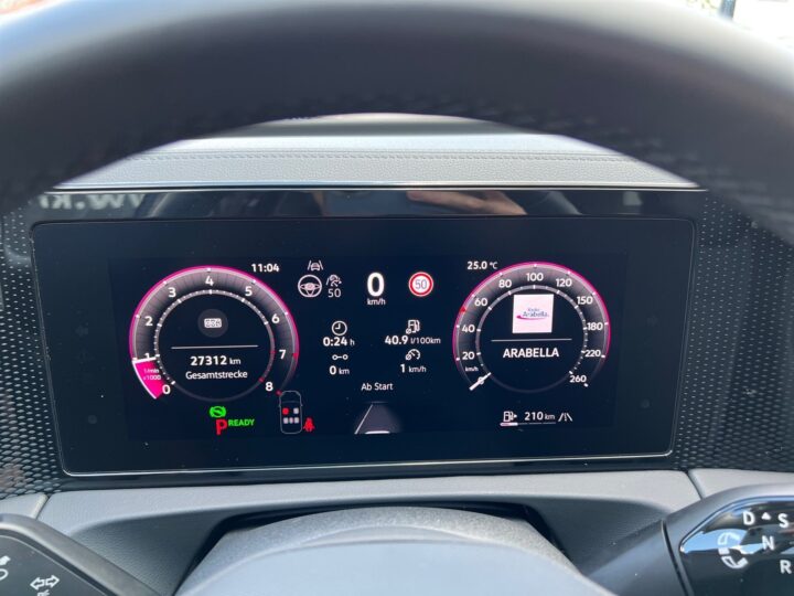 Abbildung Fahrzeugdetailansicht Volkswagen Tiguan - Nr. 16