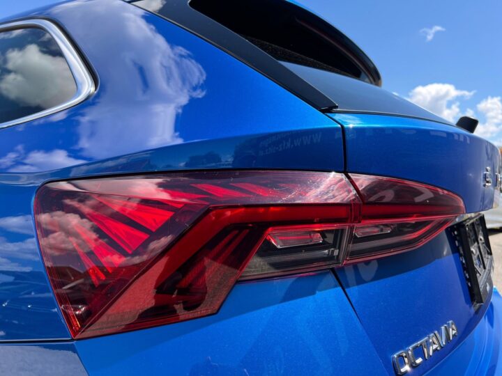 Abbildung Fahrzeugdetailansicht Skoda Octavia - Nr. 39