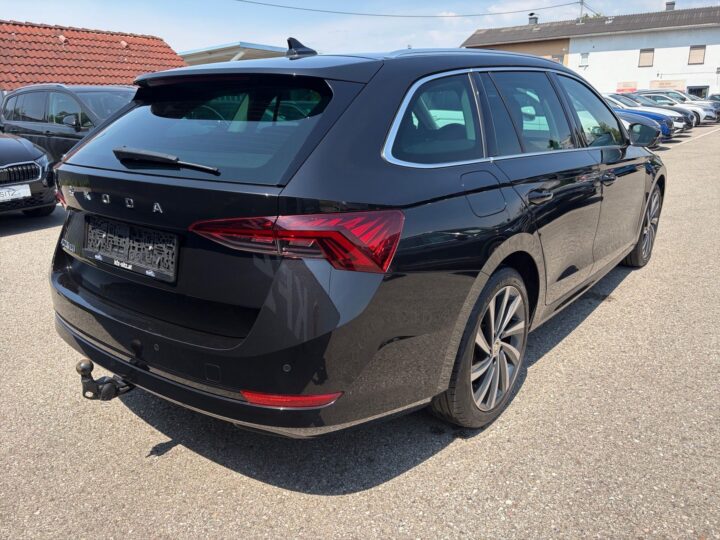 Abbildung Fahrzeugdetailansicht Skoda Octavia - Nr. 2