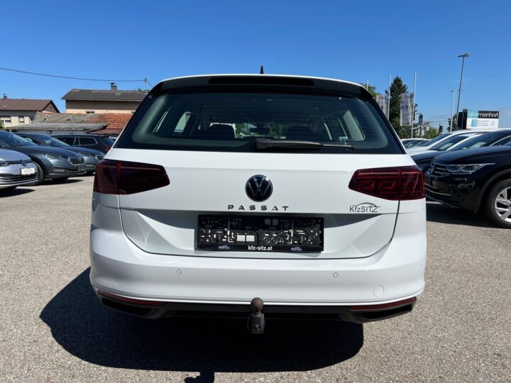 Abbildung Fahrzeugdetailansicht Volkswagen Passat Variant - Nr. 3