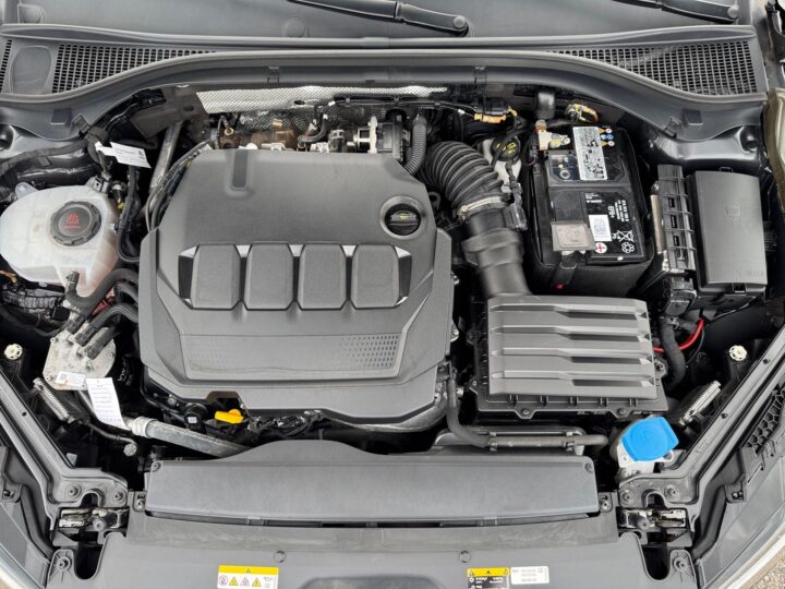 Abbildung Fahrzeugdetailansicht Skoda Superb - Nr. 35