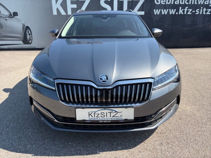 Abbildung Fahrzeugdetailansicht Skoda Superb - Nr. 7