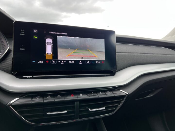 Abbildung Fahrzeugdetailansicht Skoda Octavia - Nr. 27