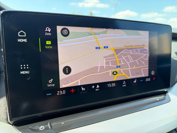 Abbildung Fahrzeugdetailansicht Skoda Octavia - Nr. 18