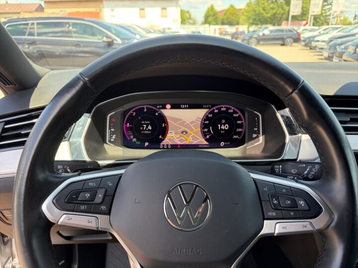 Abbildung Fahrzeugdetailansicht Volkswagen Passat Variant - Nr. 15