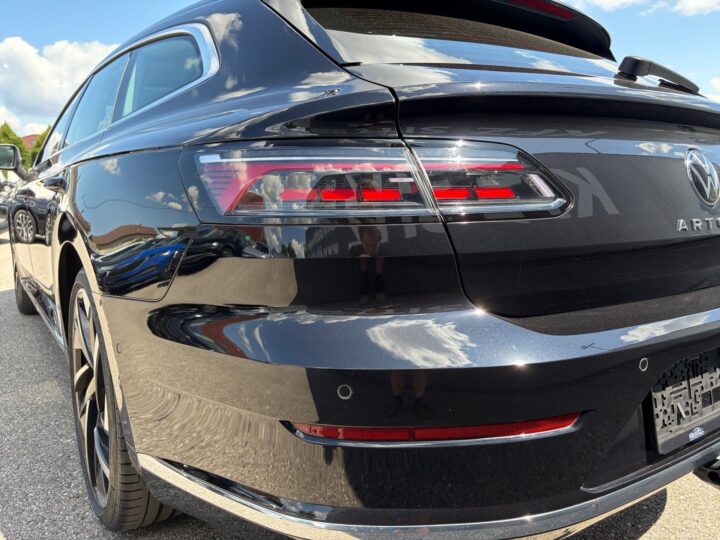 Abbildung Fahrzeugdetailansicht Volkswagen Arteon - Nr. 36
