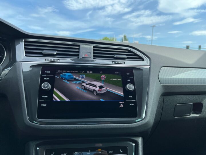 Abbildung Fahrzeugdetailansicht Volkswagen Tiguan - Nr. 22