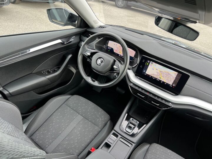 Abbildung Fahrzeugdetailansicht Skoda Octavia - Nr. 11