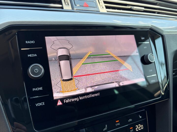 Abbildung Fahrzeugdetailansicht Volkswagen Passat Variant - Nr. 19