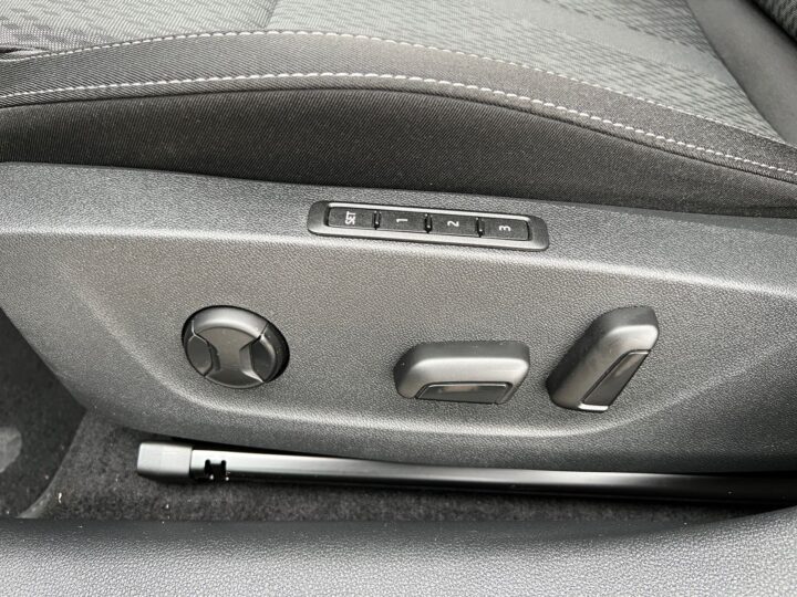 Abbildung Fahrzeugdetailansicht Skoda Octavia - Nr. 31