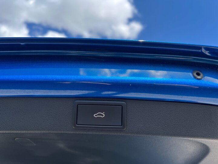 Abbildung Fahrzeugdetailansicht Skoda Octavia - Nr. 38