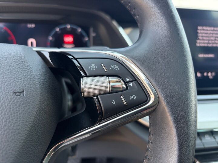 Abbildung Fahrzeugdetailansicht Skoda Octavia - Nr. 27