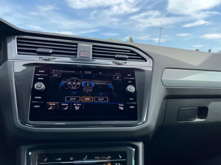 Abbildung Fahrzeugdetailansicht Volkswagen Tiguan - Nr. 23