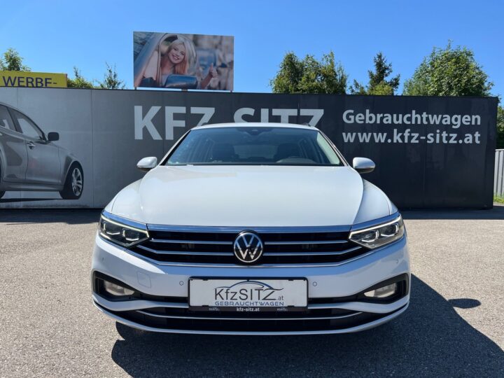 Abbildung Fahrzeugdetailansicht Volkswagen Passat Variant - Nr. 7